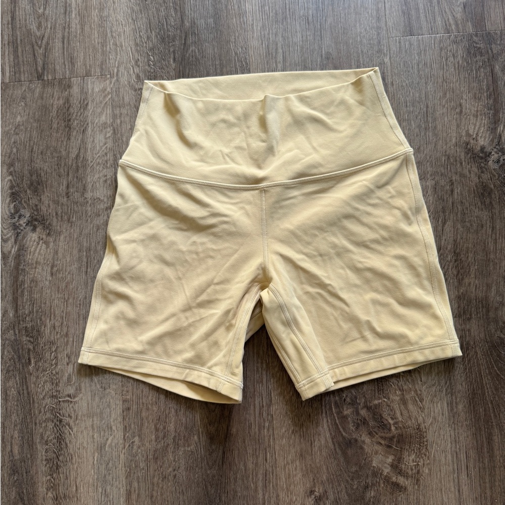 Lululemon align shorts 6” Cream Shorts
